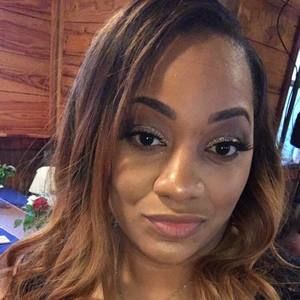 Meet your Posher, Tiffanie